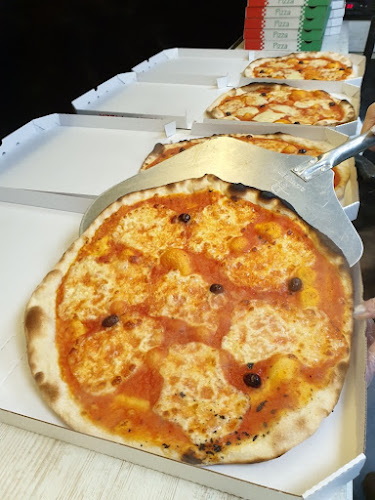 Avis sur Pizza chez Sté à Ajaccio - Association