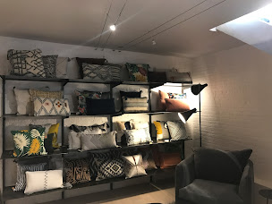 Photo n°21 de Boutique AMPM Lille à Lille (Magasin de meubles de bureau)