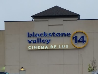 Blackstone Valley 14 Cinema de Lux