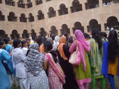 Photos of Govt. Khulna Mohila Polytechnic Institute