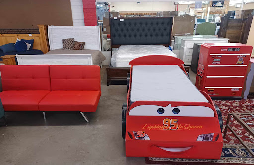 M.A.S.H. Unit Furniture and Appliances - Thumbnail