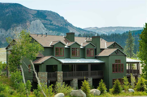 Julie Wright, The Snowcreek Property Company