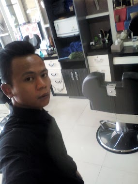 FOCUS BARBERSHOP, Author: Ikbal wae