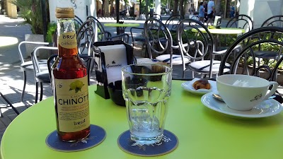 bar