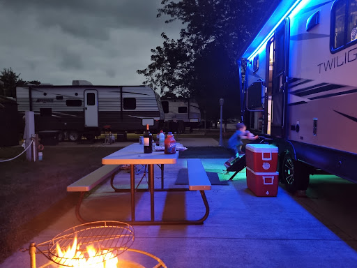 Williams RV Park & Boat Access - Thumbnail