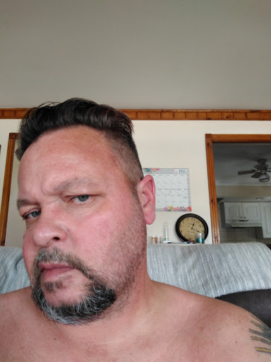 Crazy Johnny's Barber Shop - Thumbnail