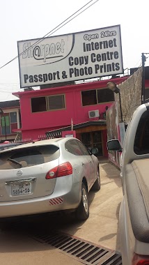 SHARPNET Internet Cafe, Copy Centre & Photo Lab, Author: Kafui Doris Anson-Yevu