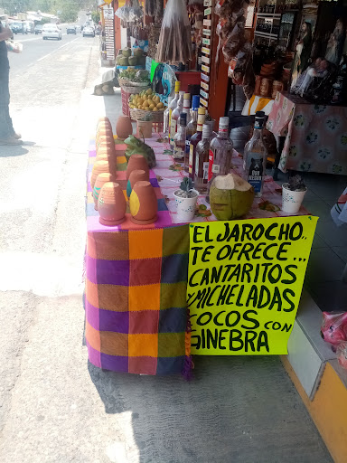 El Jarocho micheladas, cantaritos ,cocos con ginebra etc... Logo