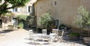Photo n°63 de Domaine Faverot à Maubec (Lodge)