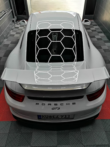 Povse - Performance - Visual