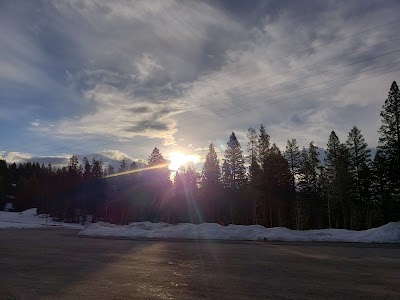 Yellowstone Trail Parking