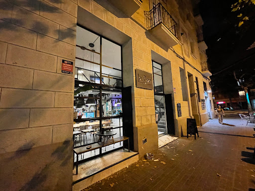 LaBar - Laundry Bar - Visual
