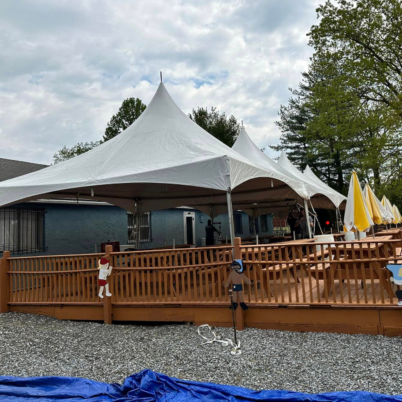 Dayna's Party Rentals Tents rentals South New Jersey tent rentals