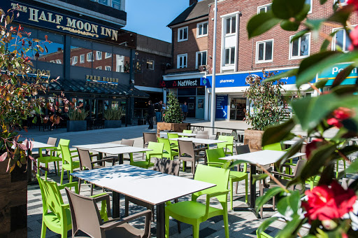 The Half Moon Inn - JD Wetherspoon