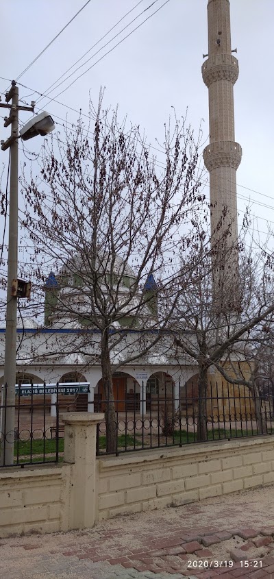 Sarıcan Cami