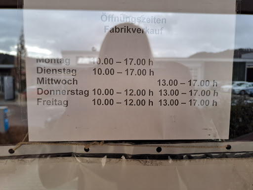 Leopold Heim Wirk- u. Strick- warenfabrik GmbH u. Co. KG