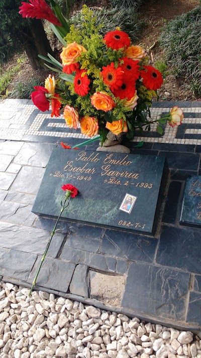 Photos of Tomb of Pablo Escobar