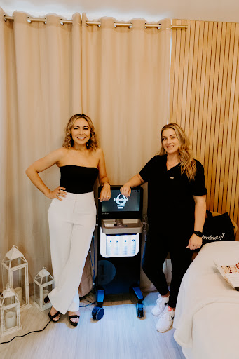 Beyond Beauty Med Spa: Elisa Cruz