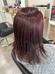 Photo n°19 de Les ciseaux de Davina à Cissac-Médoc (Salon de coiffure)