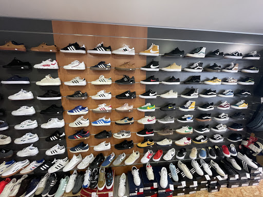 West Board Store - Thumbnail