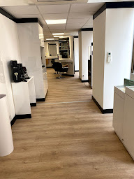 Photo n°14 de DESSANGE - Coiffeur Nice à Nice (Institut de beauté)