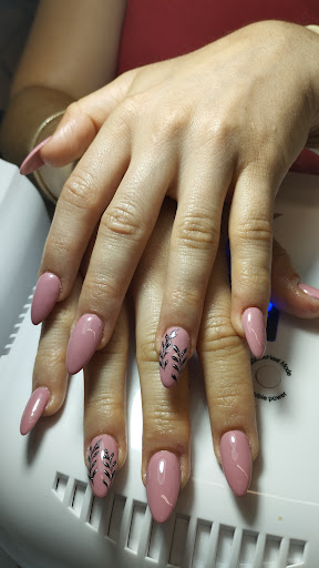 Bong Nails - Thumbnail