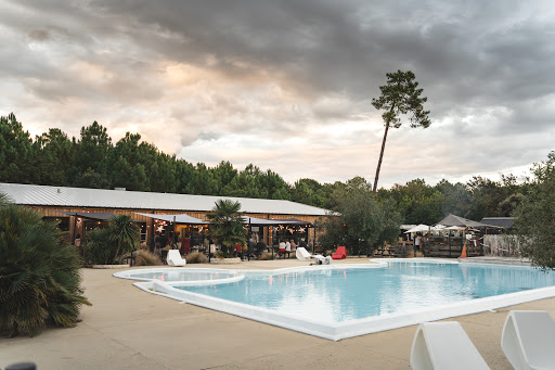 Photo de Camping Paradis des Pins à Soulac sur Mer en Gironde à Soulac-sur-Mer (33780)