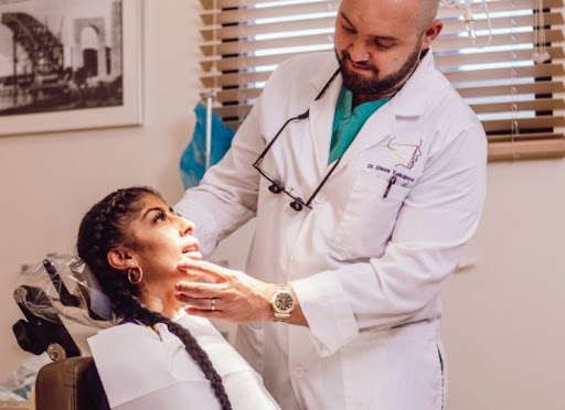 Gold Coast Oral & Maxillofacial Surgery, Center for Dental Implants