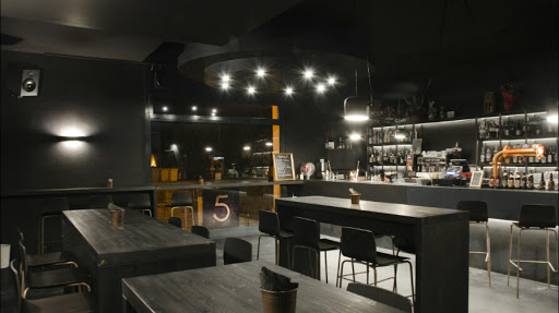 5 Pub - Visual