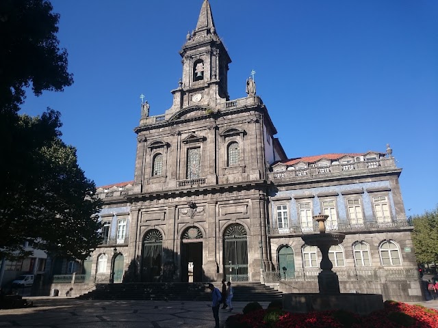 Porto River Aparthotel