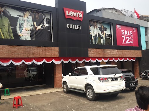 Levi's Outlet Store Pancoran, Author: Hendra Lesmana