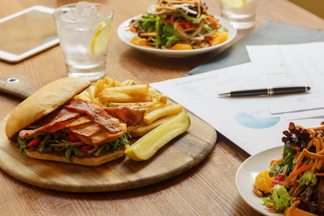 Jasper's Corner Tap & Kitchen