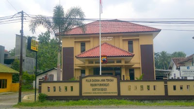 Photos of Polsek Bener