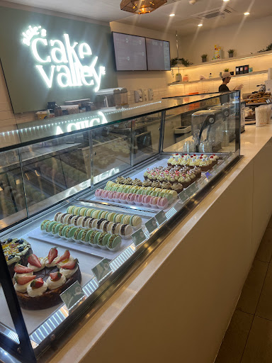 Sisie's Cake Valley