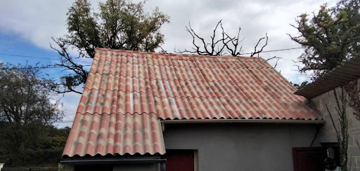 Photo de COUVREUR ZINGUEUR DEMOUSSAGE TOITURE A LA SOUTERRAINE 23 CREUSE | RENOV MUTLI SERVICES W JONATHAN à Fursac (23290)