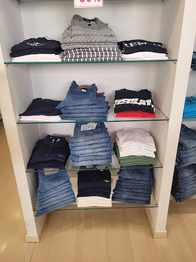 Secolo 21 Life Wear Gallery - Italy