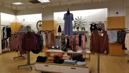 UNIQ Gallery - United States