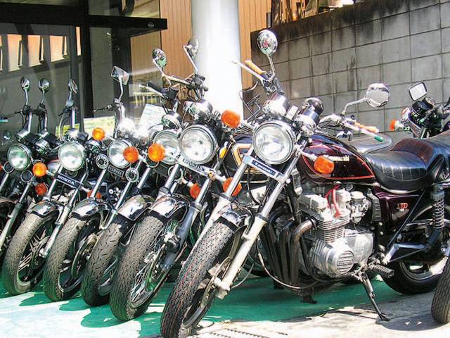 ＦＵＪＩＫＡＷＡ ＡＵＴＯ （有）藤川オートセンター