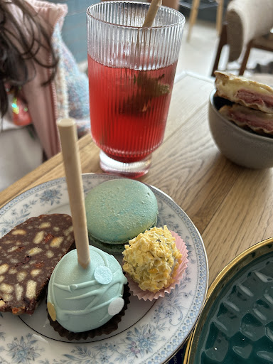 MALINA Patisserie - Thumbnail