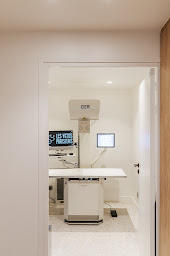 Photo n°18 de Clinique Vétérinaire Les Vétos Parisiens - Rue de la Pompe (Paris 16ème) à Paris (Clinique vétérinaire)