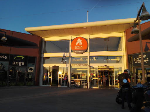 Auchan Bouliac Bordeaux Photo