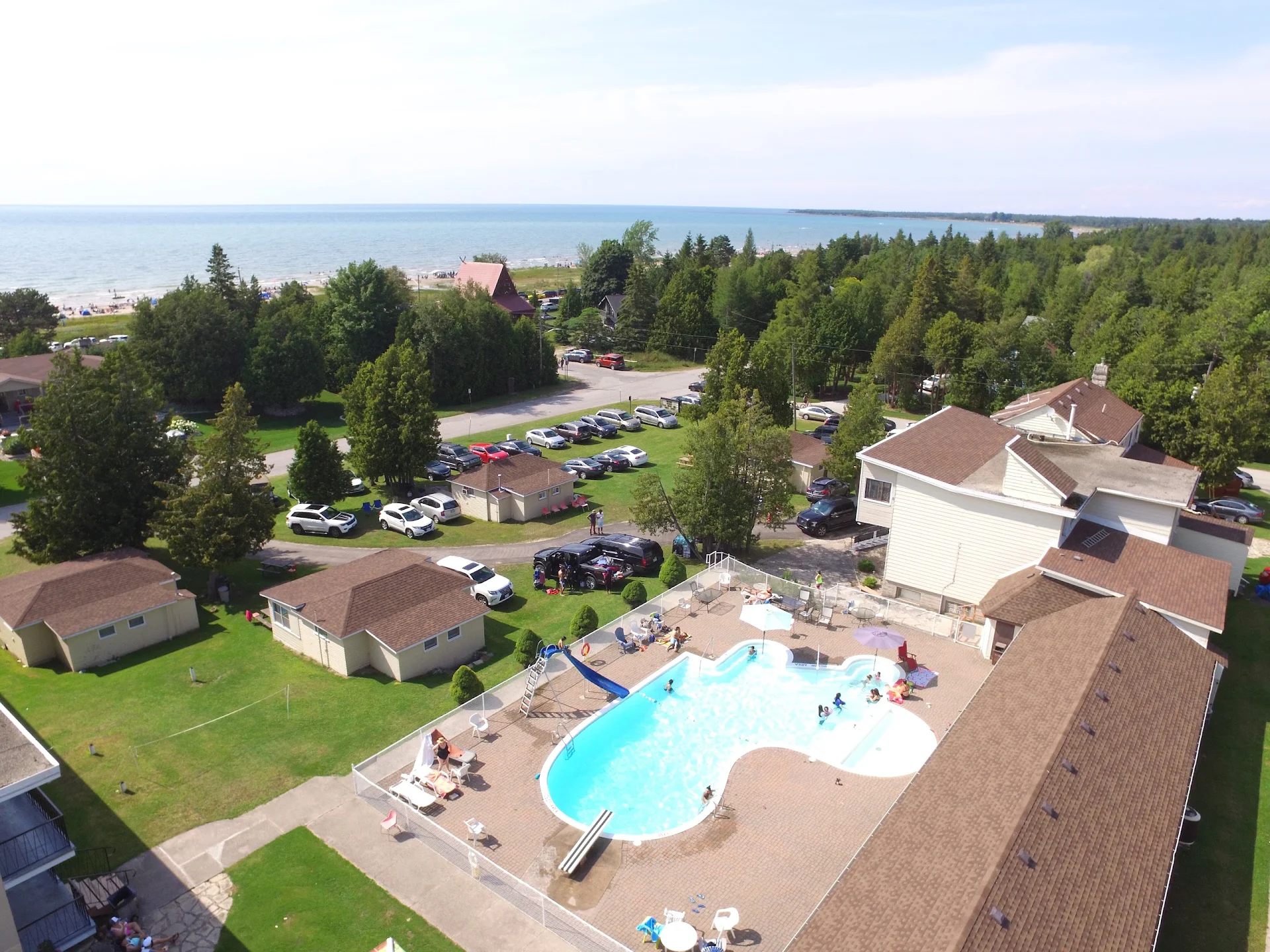 Sauble Lodge Motor Inn