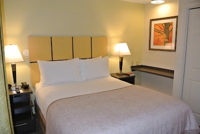 Candlewood Suites Washington-Fairfax