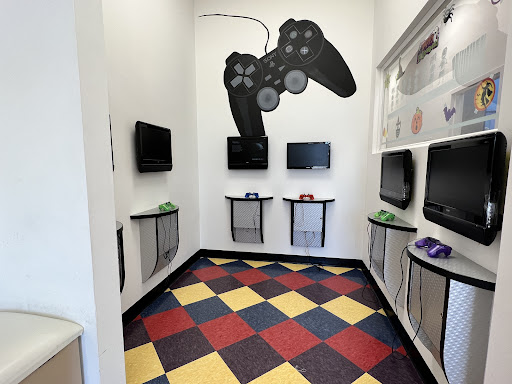 Kiddsmiles Pediatric Dentistry - Holbrook