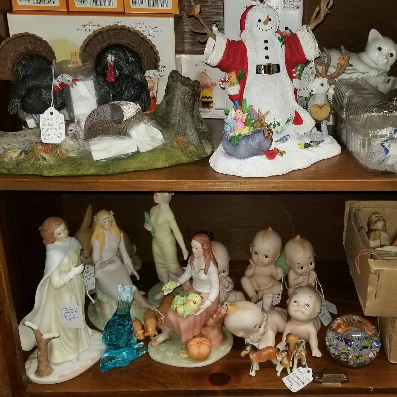 Rt. 340 Harpers Ferry Indoor/Outdoor Flea Market Flea Market in
