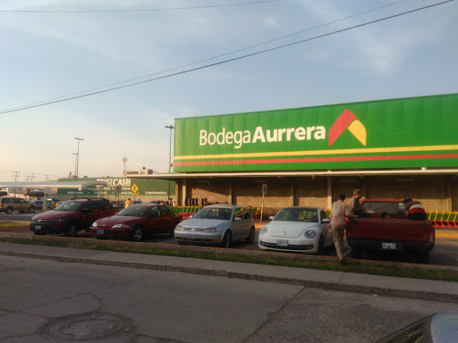 Bodega Aurrera, Cortázar Logo