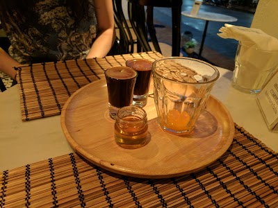 Photos of Dexter Caf&eacute; & Bar Luang Prabang