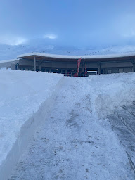 Photo n°3 de SPORT 2000 LIGNE BLANCHE - Location ski Piau-Engaly à Aragnouet (Magasin d'articles de sports)