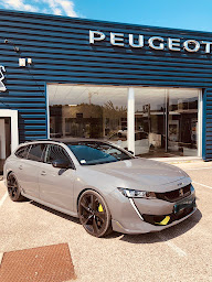 Photo n°3 de PEUGEOT - AERO SERVICE AUTO à La Côte-Saint-André (Concessionnaire Peugeot)