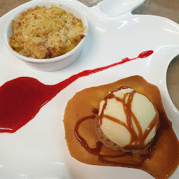 Photo n°61 de Logis Hôtel Cruzel à Saint-Étienne-de-Maurs (Restaurant)